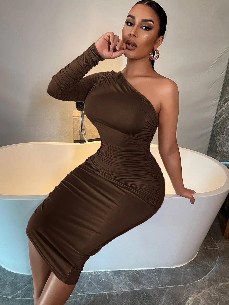 SHEIN SXY Robe moulante asymétrique à ruché - GlamShopTN