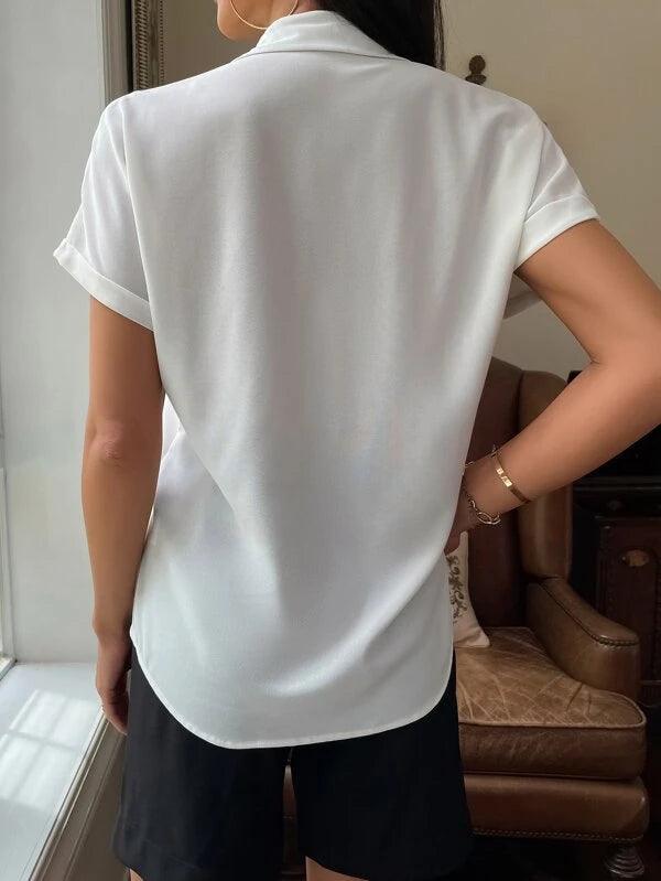 SHEIN Frenchy Chemisier unicolore à bouton avec poche