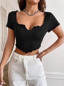 SHEIN EZwear T-shirt court à encolure de cœur à ourlet ondulé - GlamShopTN