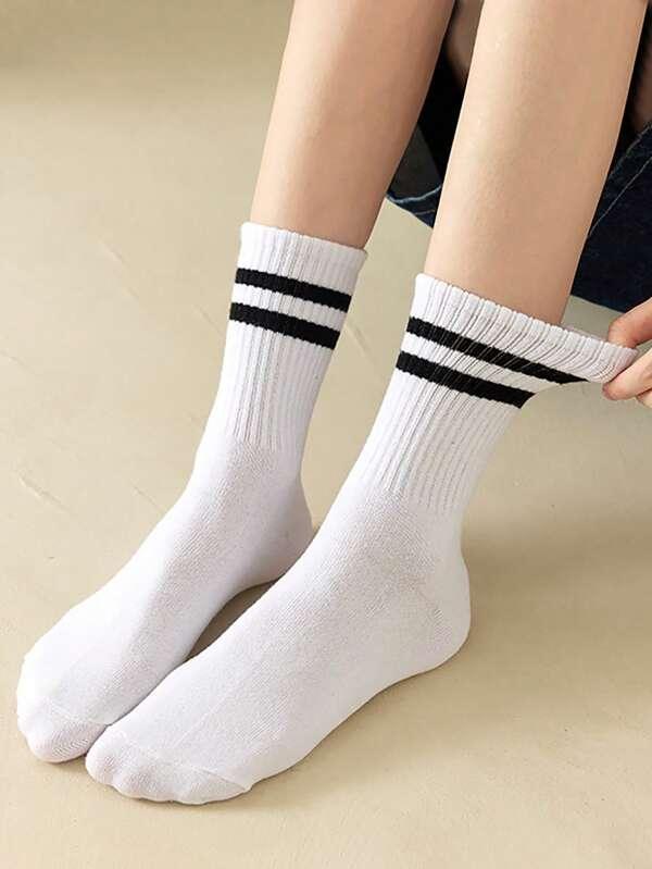 Shein Femme 6 paires Chaussettes À Rayures À La Mode Pour Décoration Quotidienne