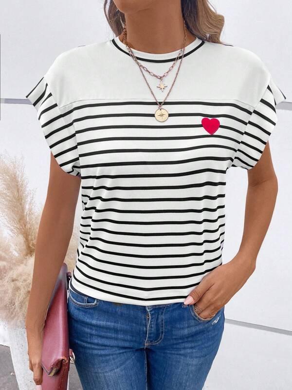 SHEIN LUNE T-shirt À Rayures Imprimé Cœur Manches Chauve-Souris - GlamShopTN