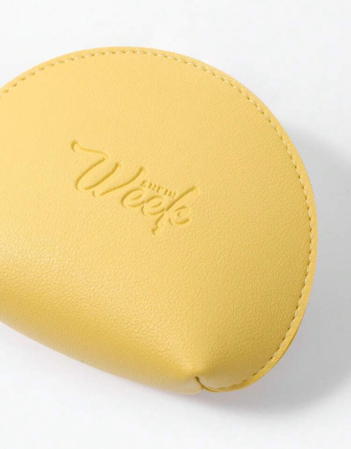 SHEIN 1pc Solid Color Zipper
Porte-monnaie compact, pochette décontractée à porter au quotidien