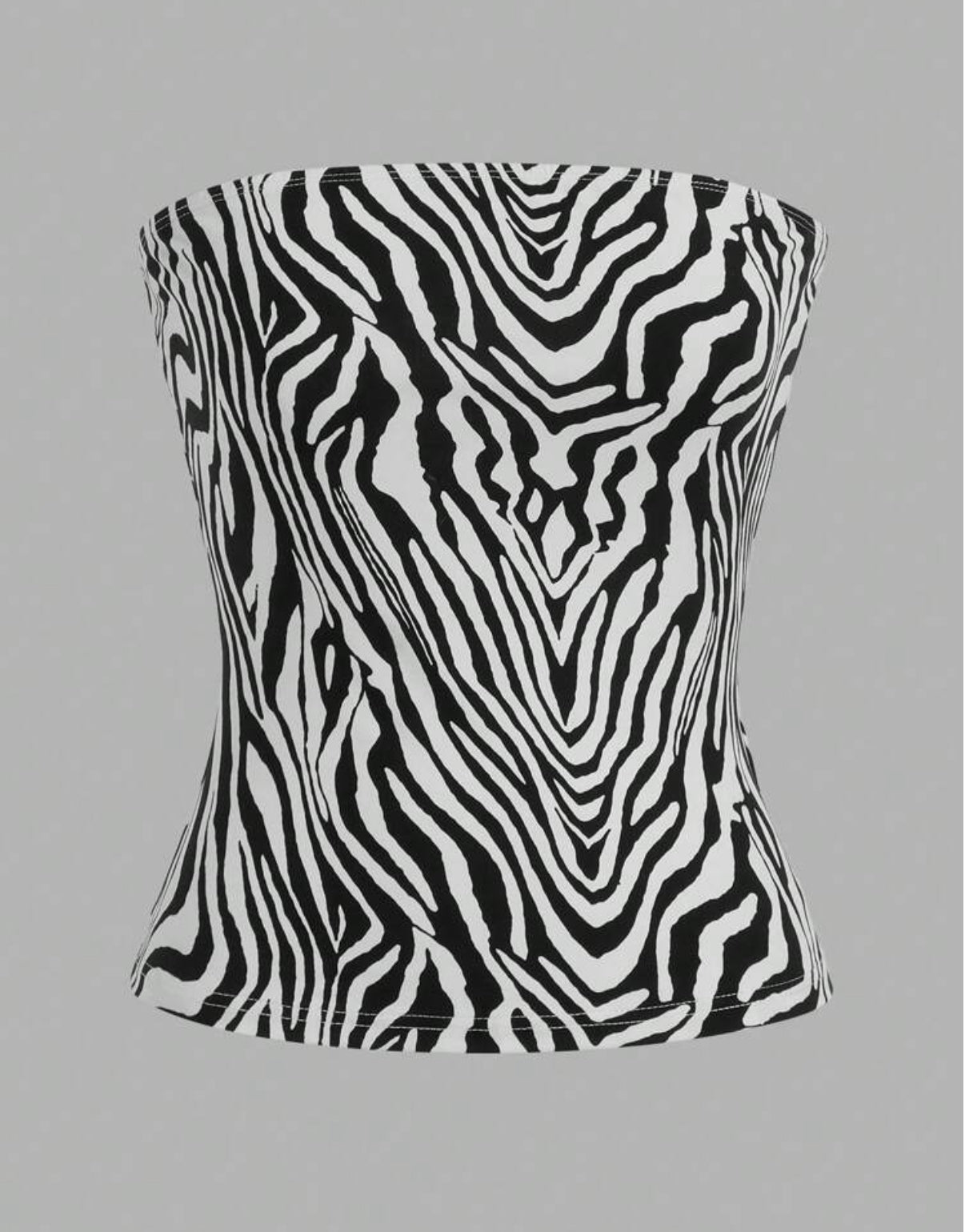 SHEIN EZwear 4pcs/Set
Autumn Winter Essentials Black
White Striped & Leopard Print Crop
Tops