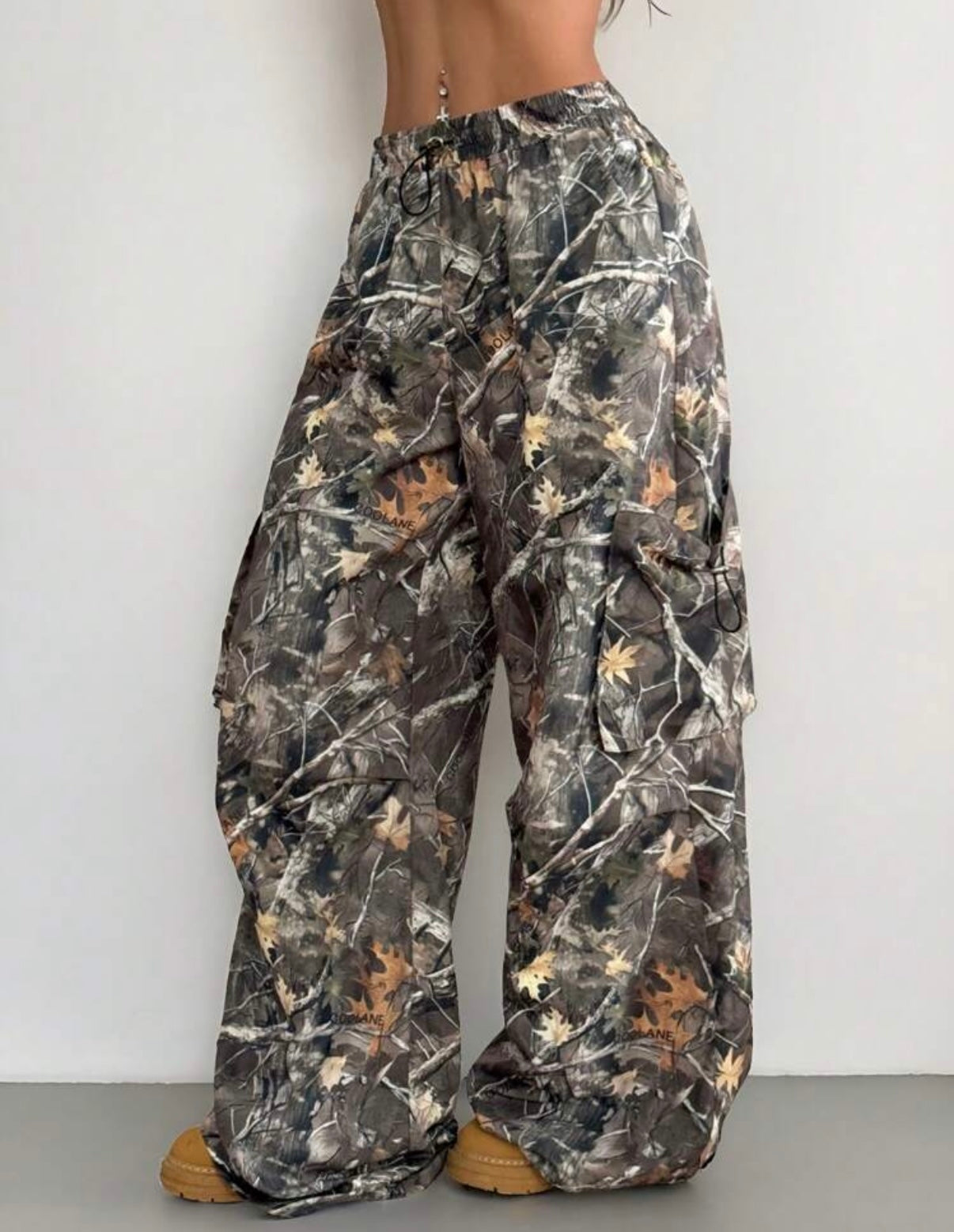 Shein Coolane Women's Spring/ Summer Y2K Cargo Basic Camo
Flare Pants
