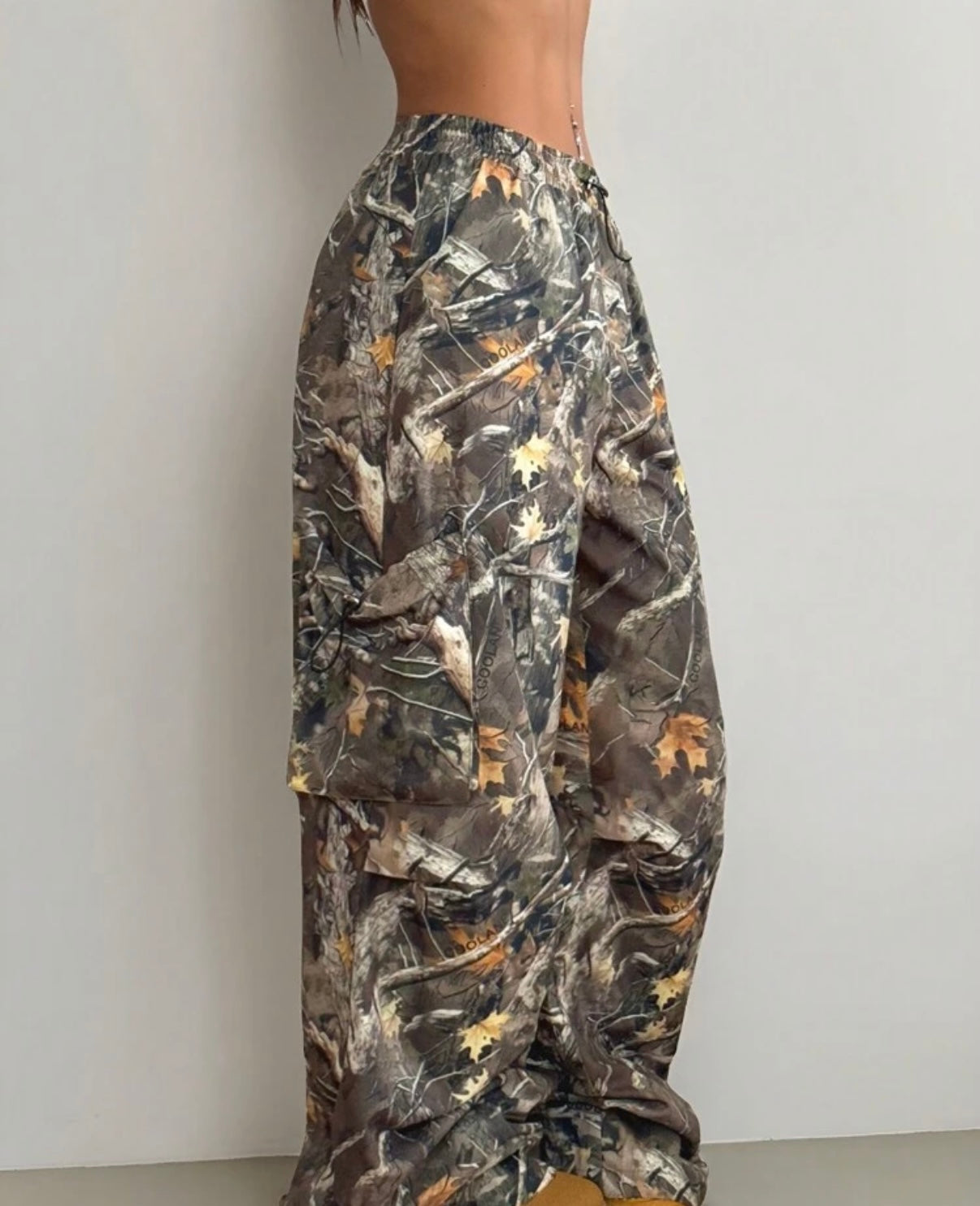 Shein Coolane Women's Spring/ Summer Y2K Cargo Basic Camo
Flare Pants