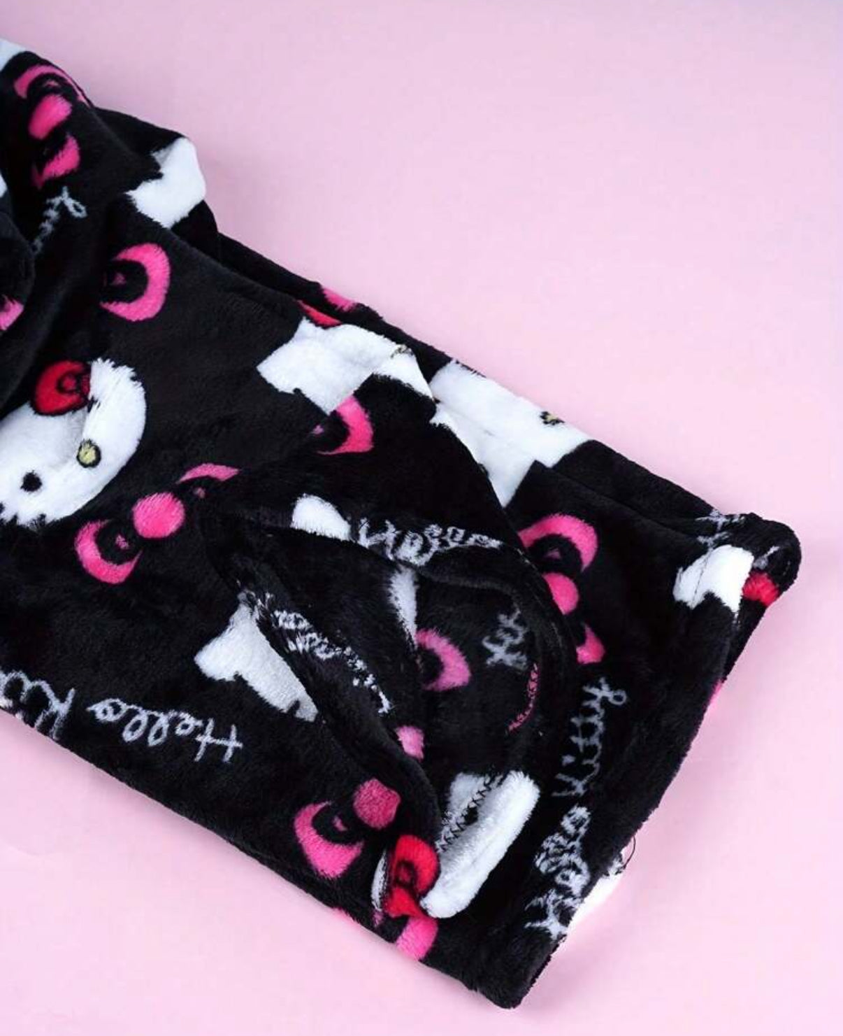 Shein Sanrio Authorized Sanrio
Flannel Pajamas Kawaii Sanrio Hello Kitty Women's Casual Home Pants, White Cartoon Animation
