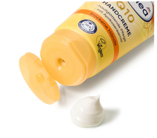 Balea Crème pour les Mains Q10 à l’Huile d’Abricot & SPF 15 – Soin Lissant 100 ml - GlamShopTN