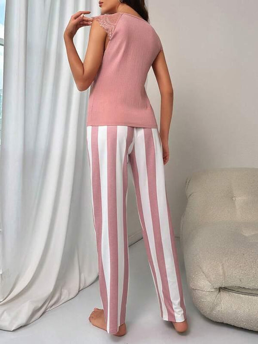 Shein En Dentelle Manches Raglan T-shirt & À Rayures Pantalon Ensemble De Pyjama - GlamShopTN