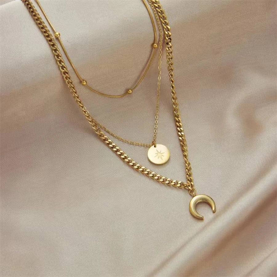 1 Pièce Collier Pendentif Plaqué Or Avec Disque En Métal Et Charme Lune, Bijoux Décontractés Chics Unisexes Style Rue Pour Couples