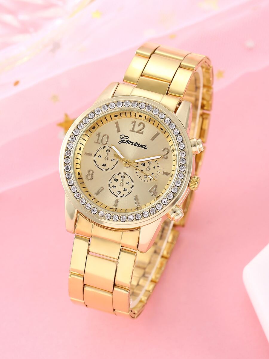 Shein  Montre à quartz à trois cadrans numériques mode femme avec bracelet en acier, montre femme à offrir à des amis comme cadeau pour les étudiants retournant à l'école