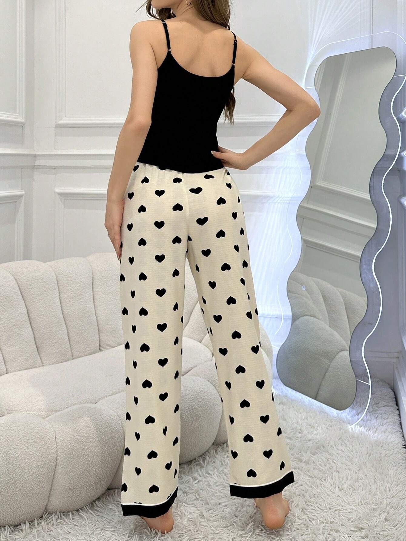 Ensemble de pyjama avec débardeur et pantalon à imprimé cœur en blocs de couleurs