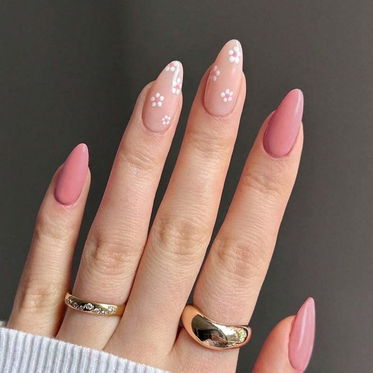 Shein Obtenez un look glamour avec 24 pièces d'ongles artificiels en forme d'amande