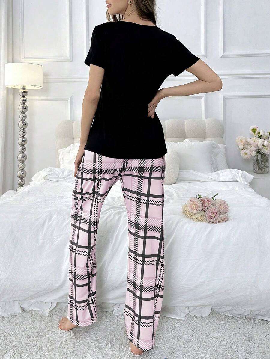 Ensemble de pyjama avec Top à col rond et manches courtes et pantalon long à carreaux avec ceinture à nouer pour femmes