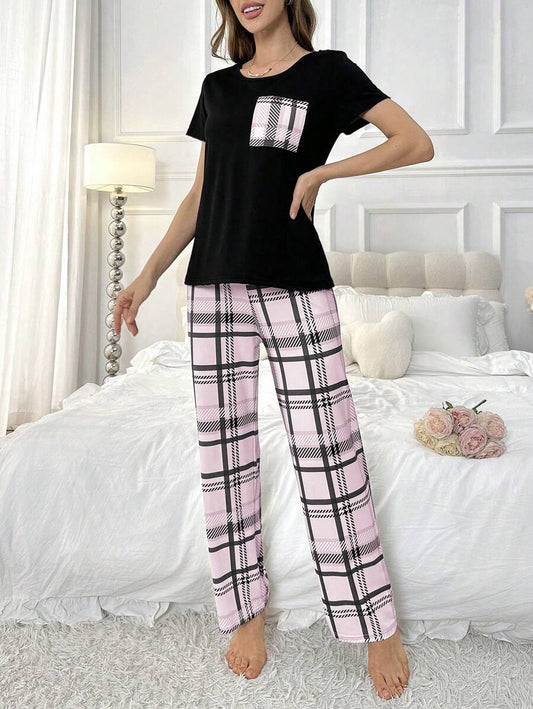 Ensemble de pyjama avec Top à col rond et manches courtes et pantalon long à carreaux avec ceinture à nouer pour femmes