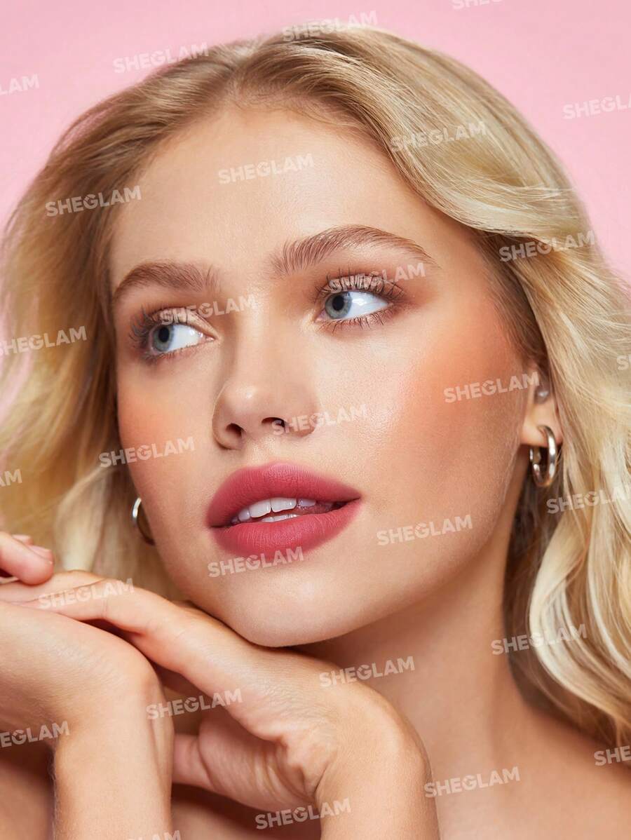 SHEGLAM Pout Pillow Cushion Matte Liquid Lipstick – Teinte “Counting Sheep