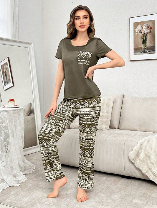 2 pièces Ensemble de pyjama avec haut à manches courtes et pantalon imprimé de poche en couleurs contrastée
