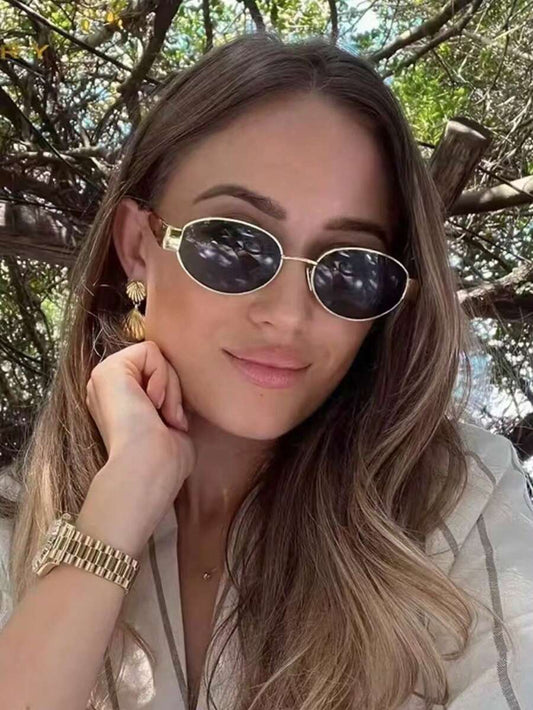 Lunettes de mode ovales vintage pour femmes, monture métallique fine. Lunettes de mode pour femmes, accessoires de plage. Lunettes et ombres de base, tenues femmes automne-hiver, affaires décontractées, cadeaux Tunisie