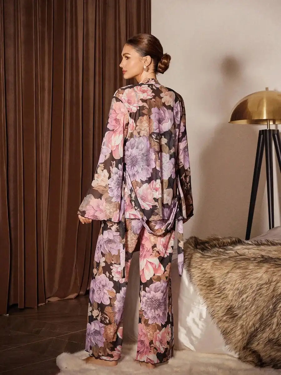 Slumberist Ensemble de vêtements de nuit pour femmes composé d'un débardeur à lacets et d'un peignoir avec imprimé floral