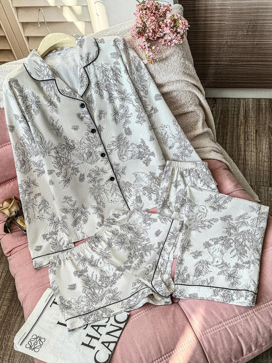 Ensemble de pyjama 3 pièces avec haut à manches longues, short et pantalon imprimé de fleurs et de lapin froissé. Ensemble de pyjama doux, vêtements d'hiver vintage pour femmes