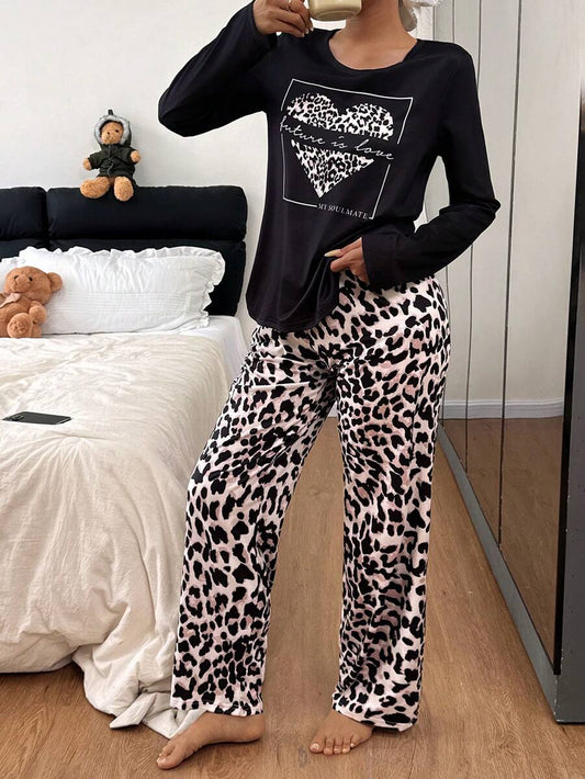 Dream Adore Ensemble pyjama femme haut à manches longues et pantalon avec imprimé léopard en forme de cœur, vêtements d'hiver