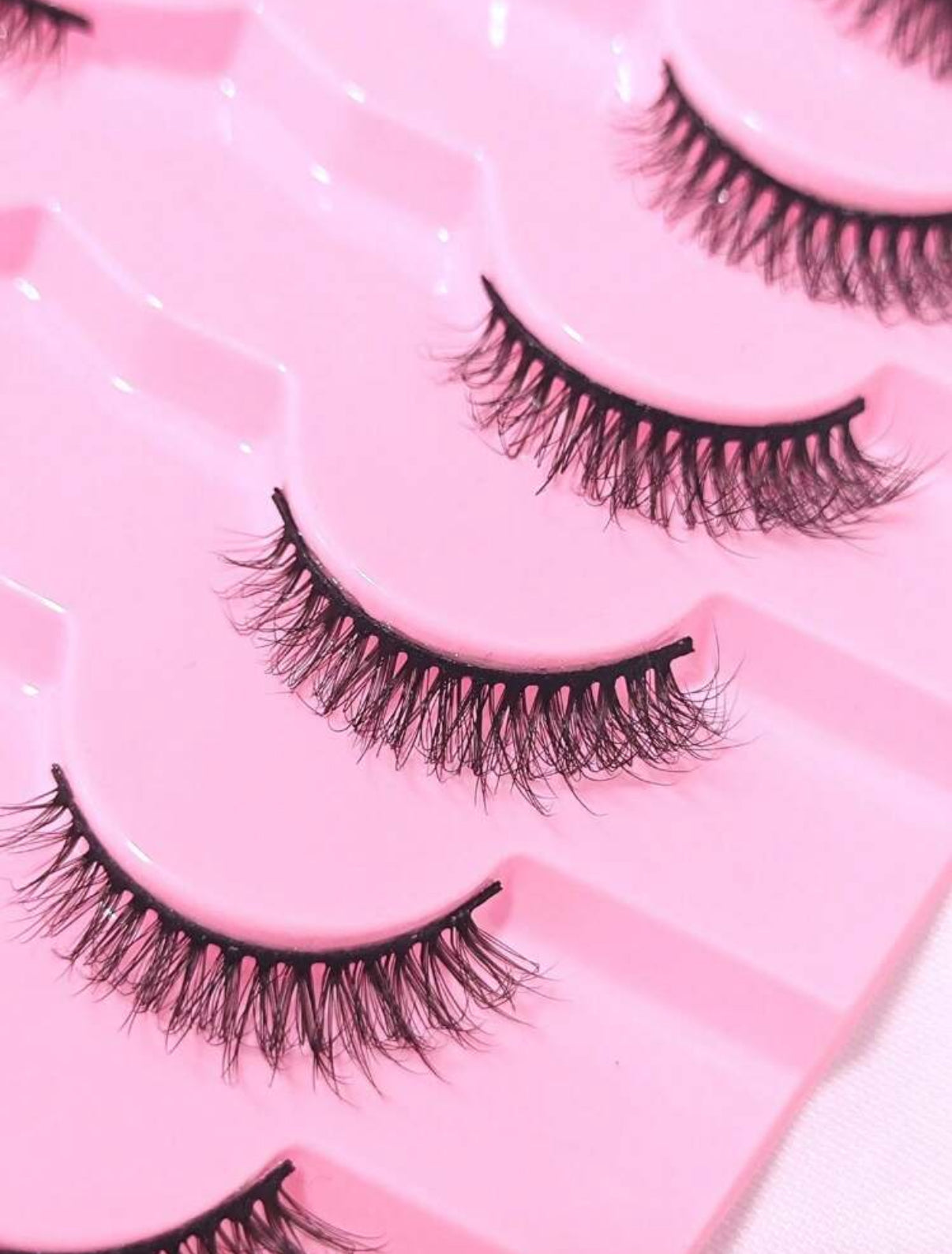 Shein 7 paires de faux cils en soie naturelle 3D, cils extensibles, confortables à porter et sensation de maquillage naturel