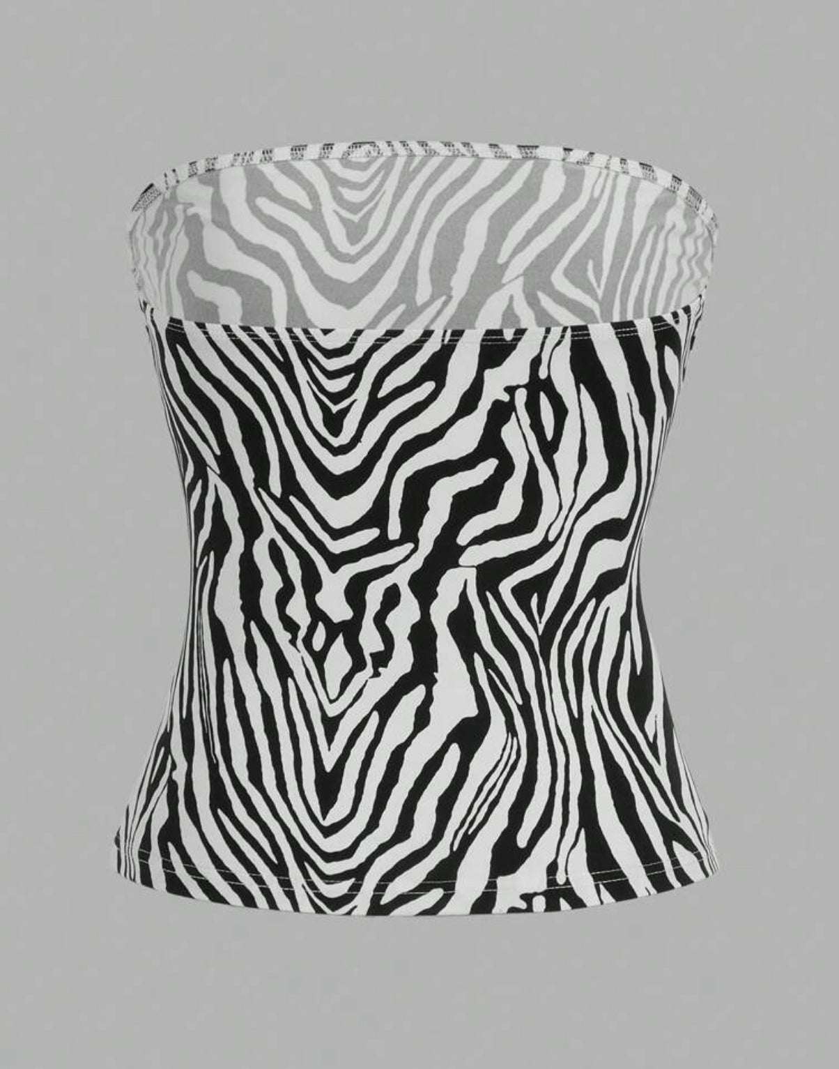 EZwear 4pcs/SetAutumn Winter Essentials BlackWhite Striped & Leopard Print CropTops