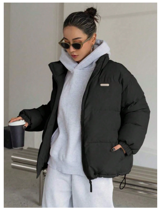 Veste femme à capuche zippée – Style streetwear chic & polyvalent